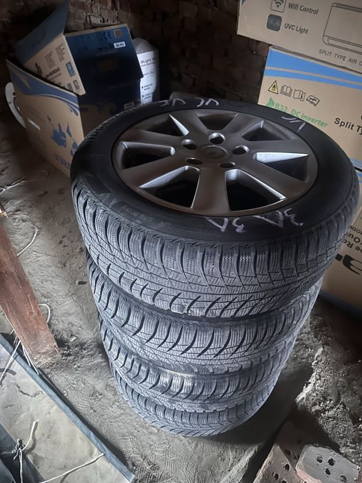 Джанти със зимни гуми - 205/55/16