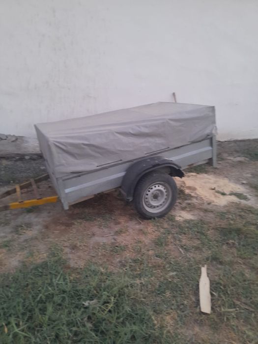 Прицеп сатылады.