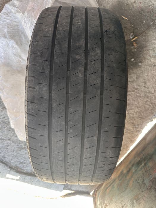 Продам шины Bridgestone Turanza T05ABZ 235/45 R18