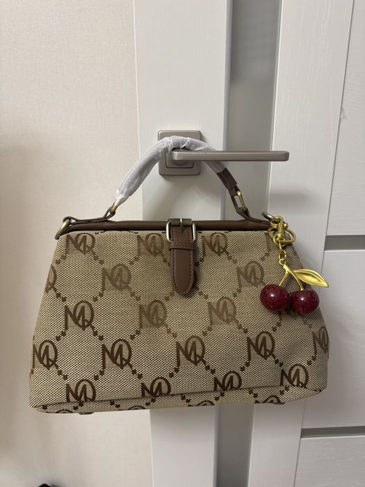 Сумка гобеленовая с ремешком