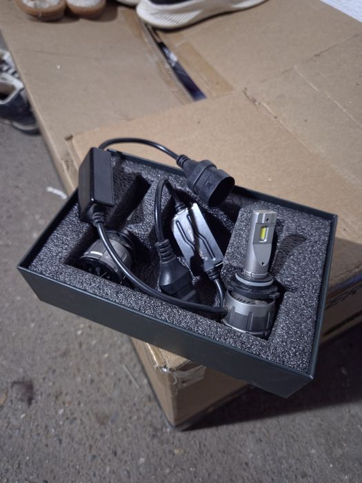 Vand/schimb becuri LED - HIR2