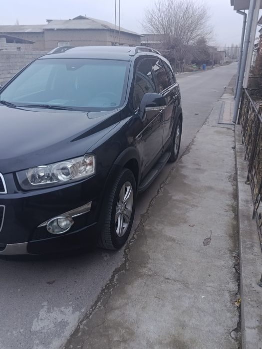 каптива сотилади