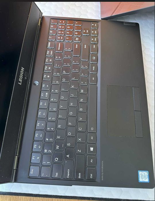 Laptop Gaming LENOVO Legion Y540-15IRH (RTX 2060)