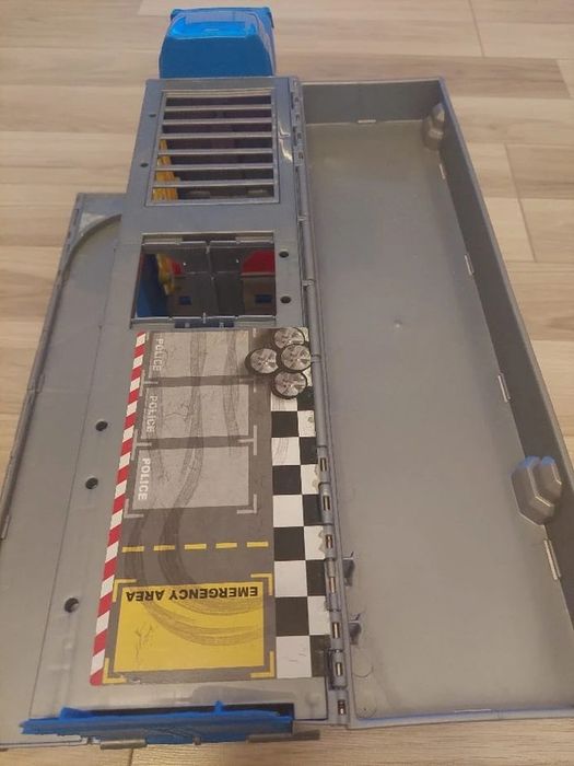 Camion de jucărie Politie