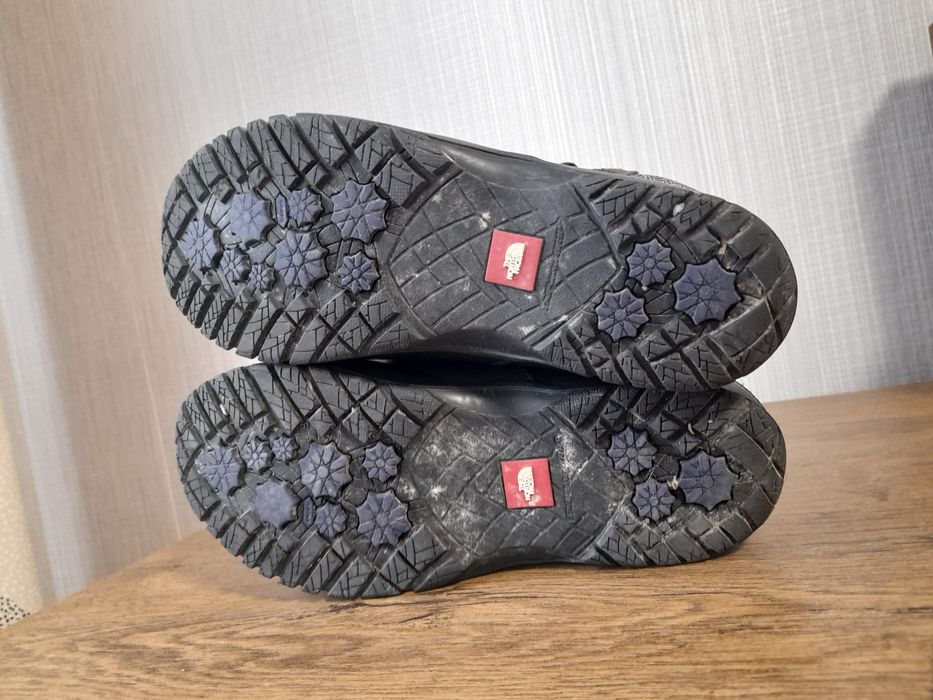 The north face дамски ботуши 36.5 номер.