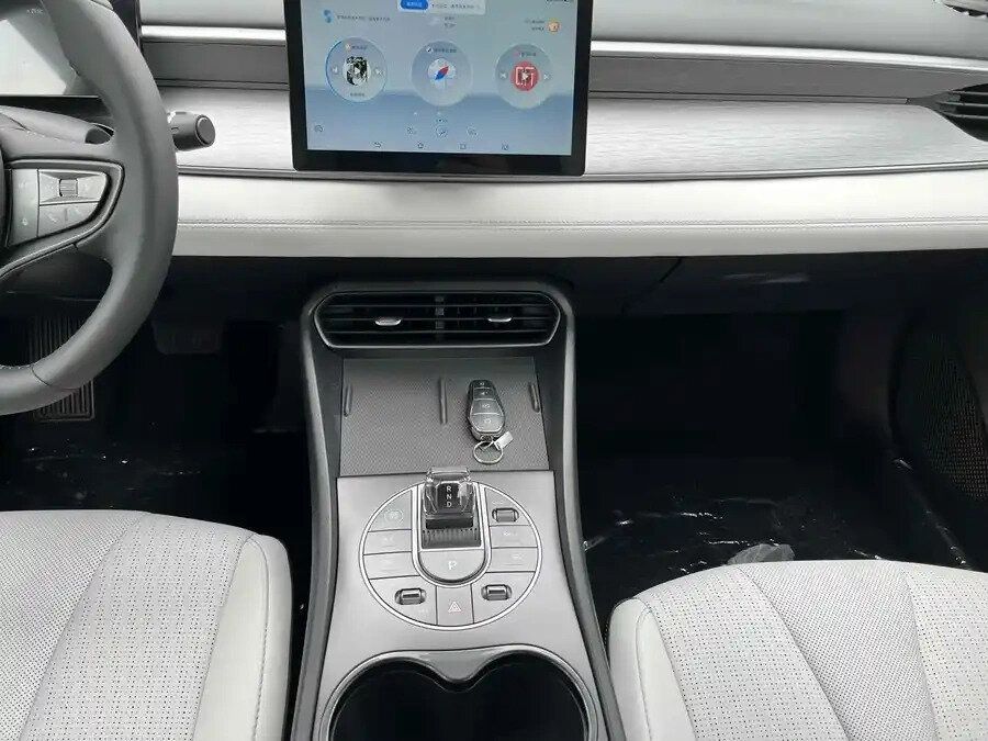 BYD Seal гибрид автомобиль новый