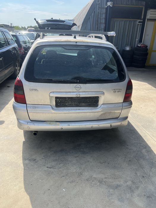 Opel Vecta B 1.8 16v НА ЧАСТИ