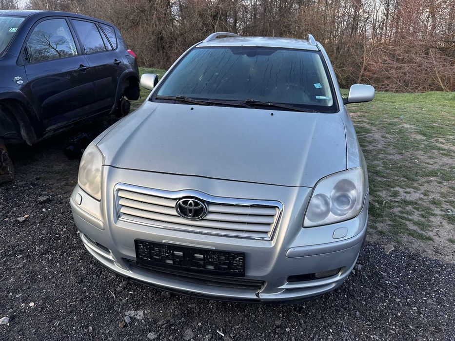 Продава се на части: Toyota Avensis 2.2 D-4D (150 к.с.), 2005 г.