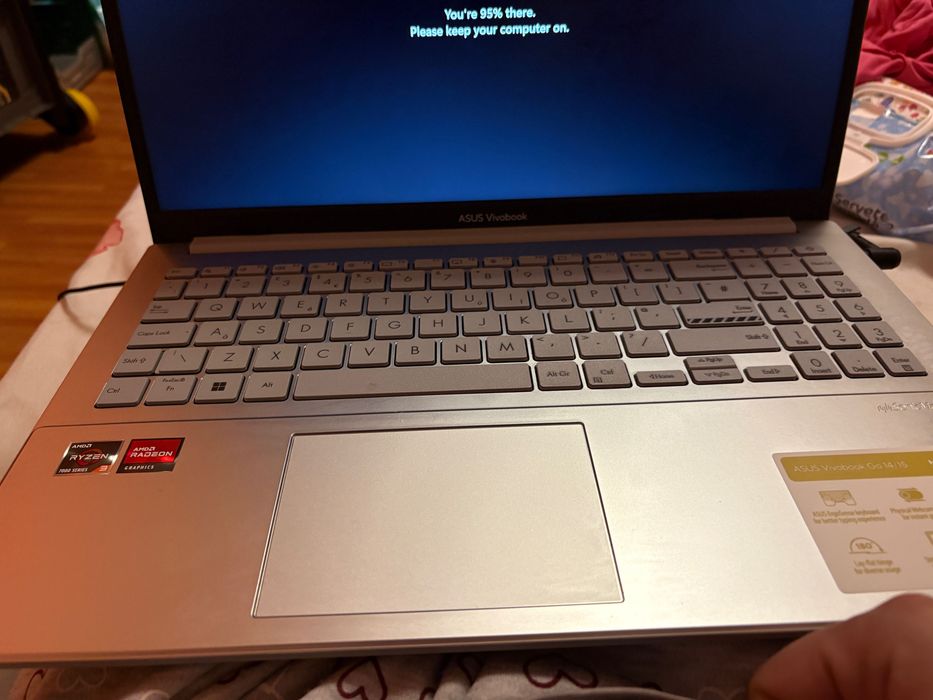 Laptop Asus Vivobook Go 14/15