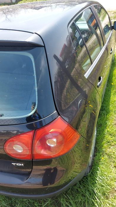 Vand VW Golf 5 2006 diesel pentru dezmembrare