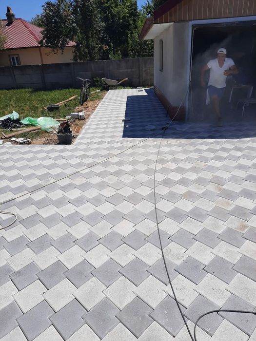 Pavele Pavaje din beton comprimat aditivat - Model Retea 2 Combi