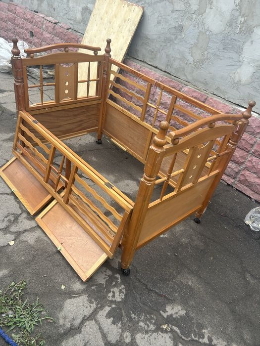 Манеж 7000 тг