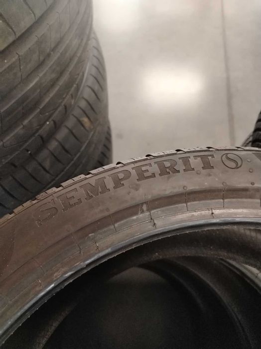 4бр. летни гуми 225/40/19 Semperit
