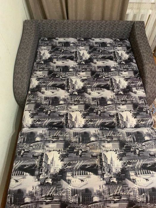 Диван, раскладной б/у в отличном состоянии