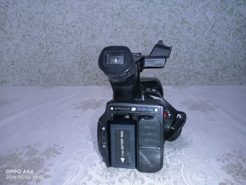 Panasonic AC 90 video kamera sotiladi