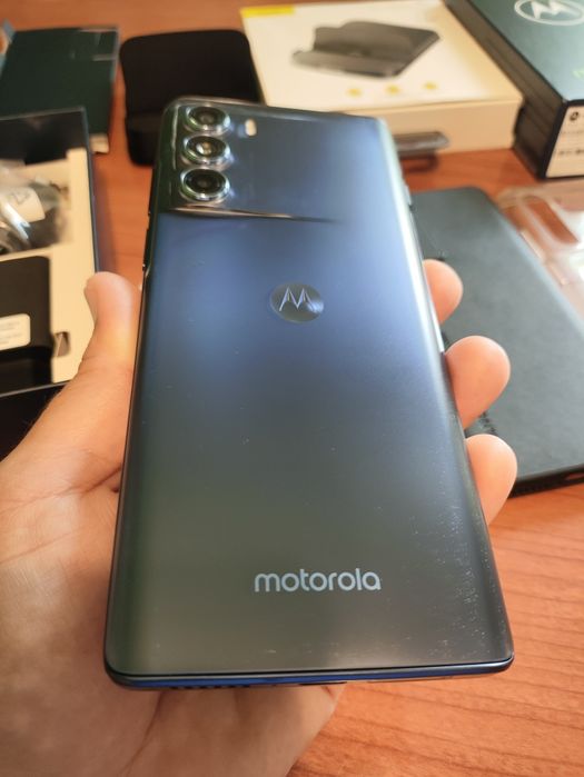 Moto G200 5G Blue - ecran mare, ideal pentru Uber/Bolt - Oferta BF