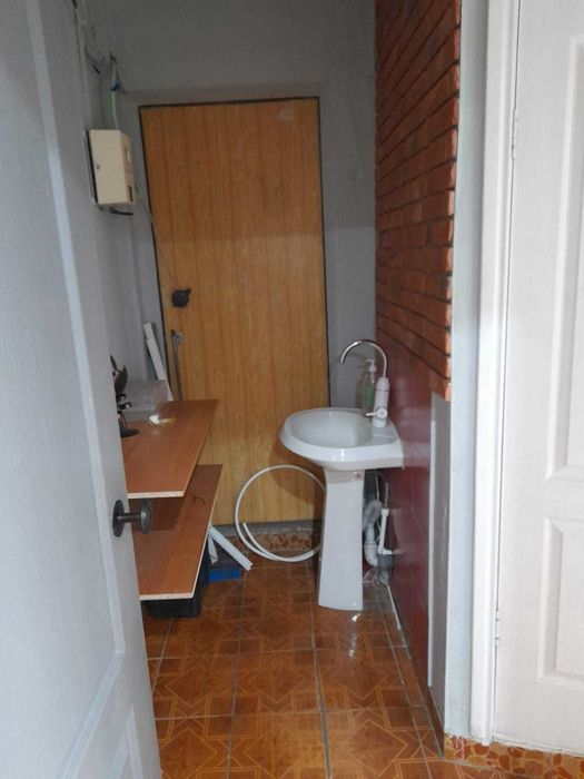 Продам офис в центре города .район Лакомки