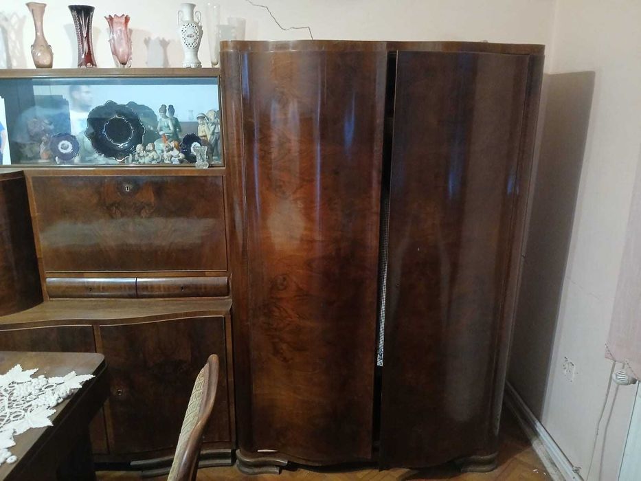 Set mobila veche din lemn masiv