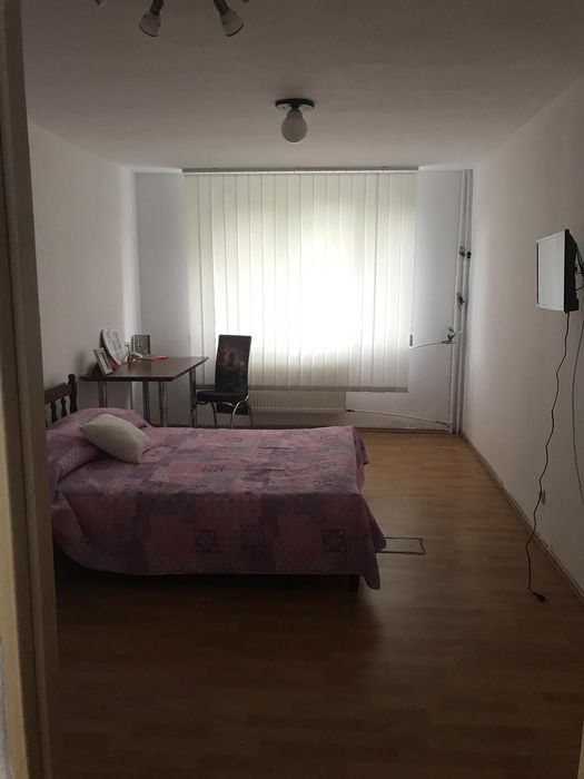 Închiriez apartament ultracentral