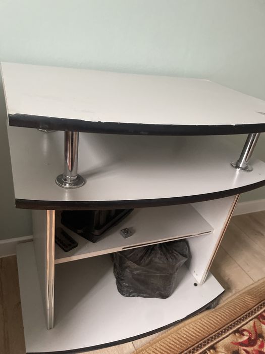 Подставка под телевизор