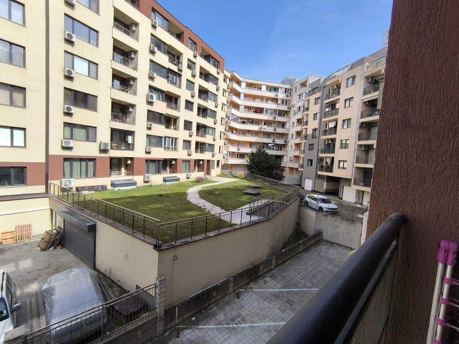 Двустаен нов апартамент, кв.Левски, Вива, срещу Била, до ТУ