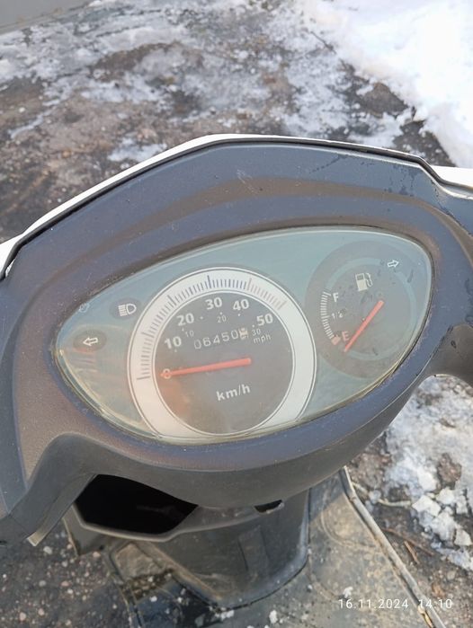 Продам срочно м8