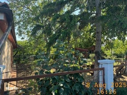 Casa si teren cota parte 1/3, Ivanesti, ID: R2759090