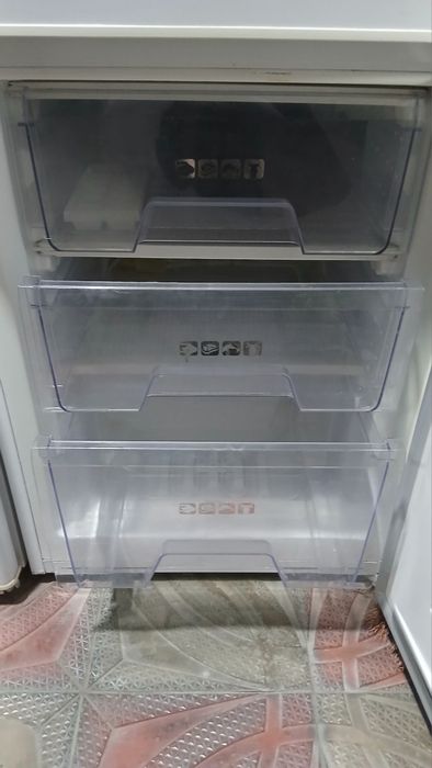 Холодилник Muzlatgich