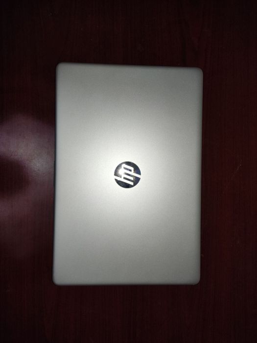 HP 15.6 Laptop ryzen 5 5500u