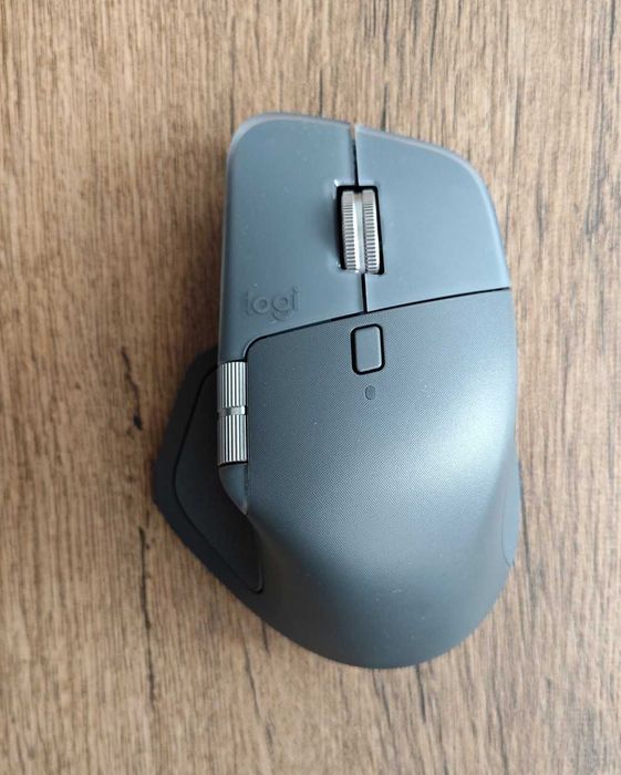 Logitech MX Master 4, Silent, USB, BT, Graphite