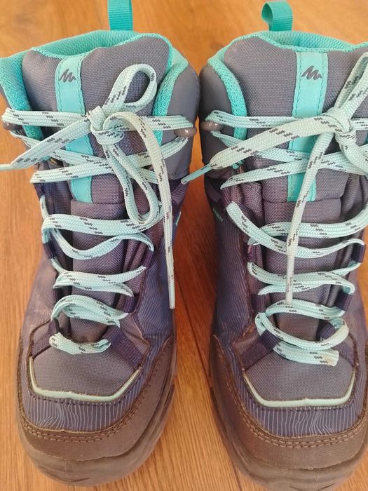 Непромокаеми високи обувки