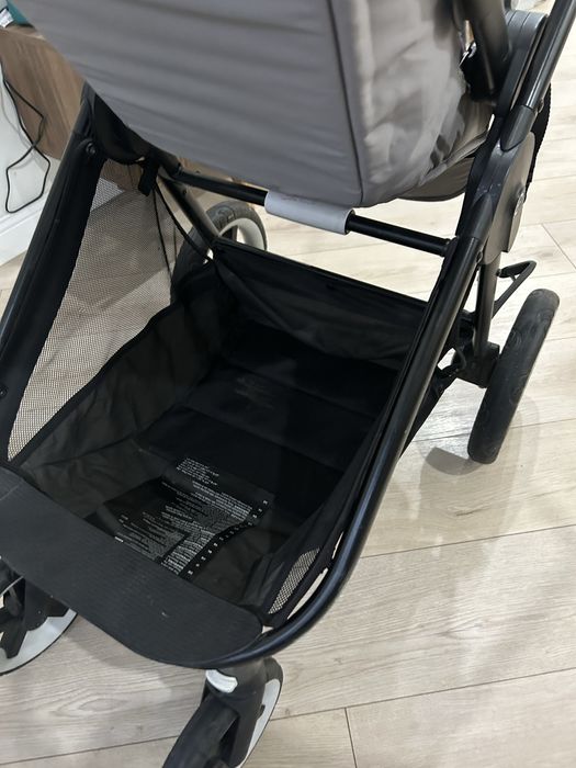 Продам коляску 2в1