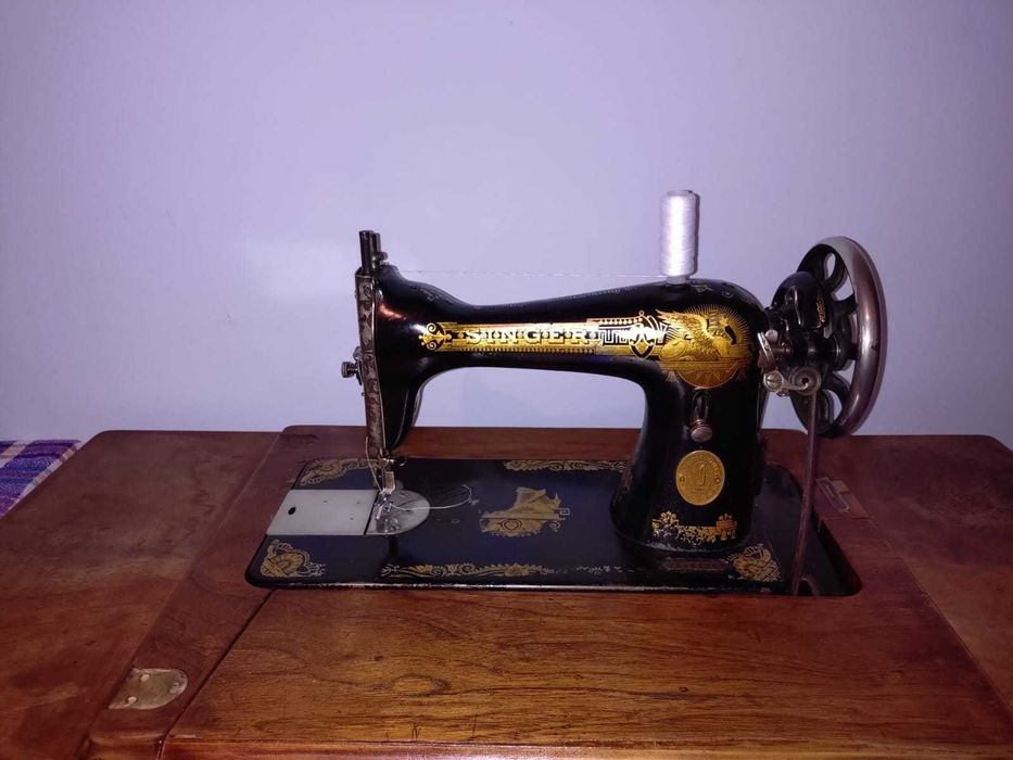 Masina de cusut vintage Singer