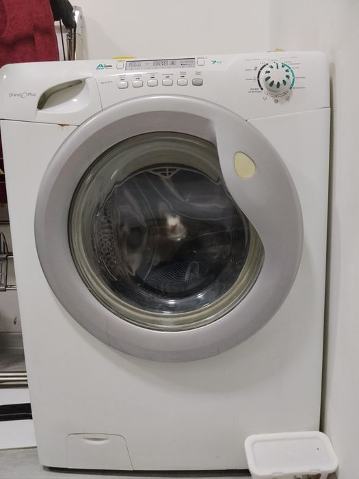 Продаю стиральную машинку