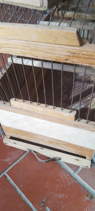 Продаются клетки для птиц