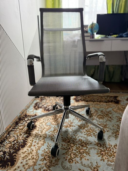 Кресло офисное            .