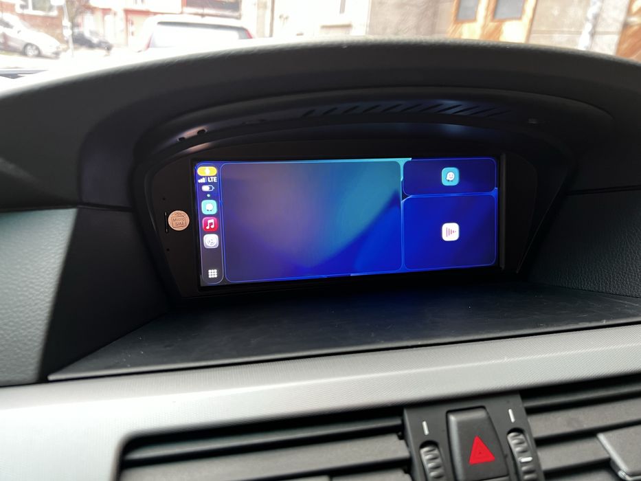 Мултимедия е60 нова с фолио и задна камера