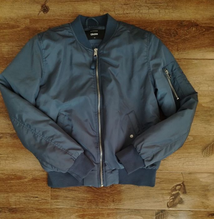 Geaca bomber cropp mărime xs