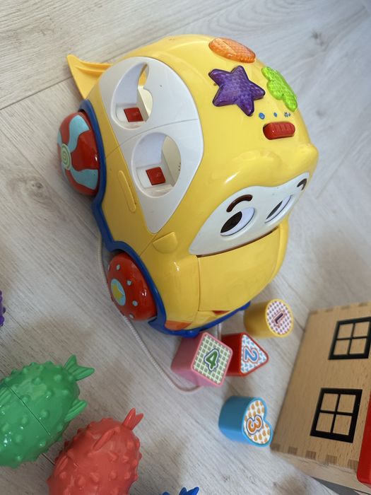 Детские развивающие игрушки