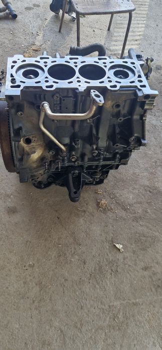 Bloc motor renault trafic opel vivaro 2.0 m9r