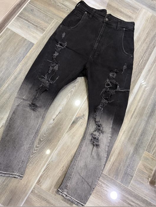 Дънки на марката Djofra