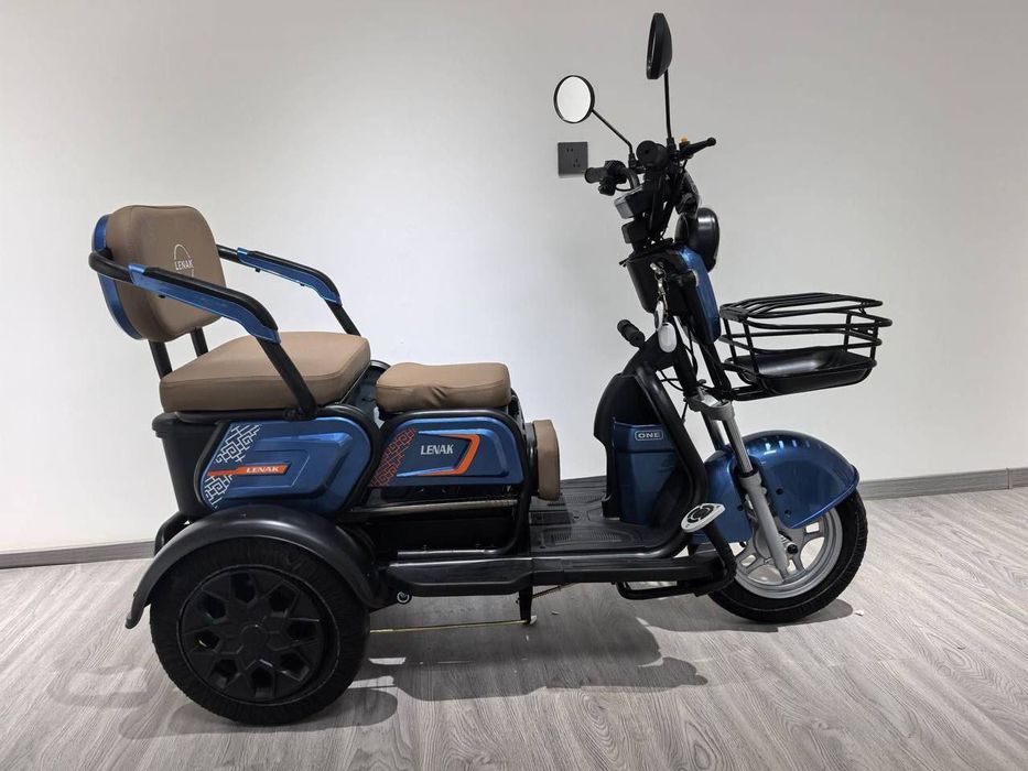 Электротрицикл трехколесный