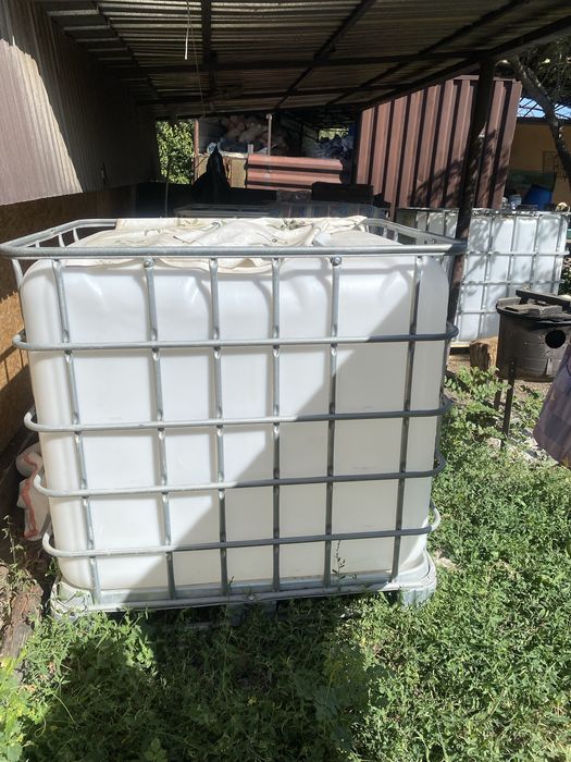 Продам емкость еврокуб