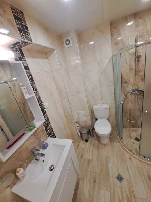 Дава се под наем Тристаен апартамент в Варна, Гранд Мол Варна - 90 кв.м за 867 € - Снимка #8