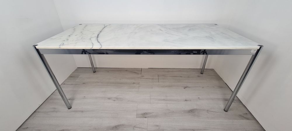 Бюро с мраморен пло USM Haller, класически дизайн за офиси или дома