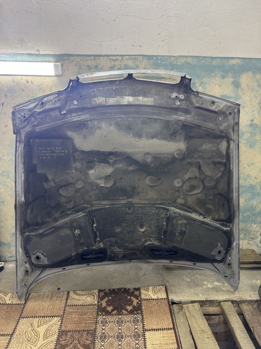 Продам капот бмв е 38