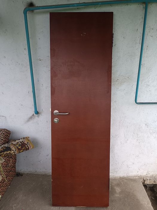 Б/У двери в хорошем состоянии