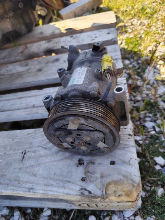 Компресор 1.6HDI Пежо/Ситроен