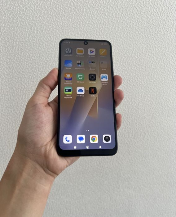 Redmi note 11 в идеальном состоянии без трещин