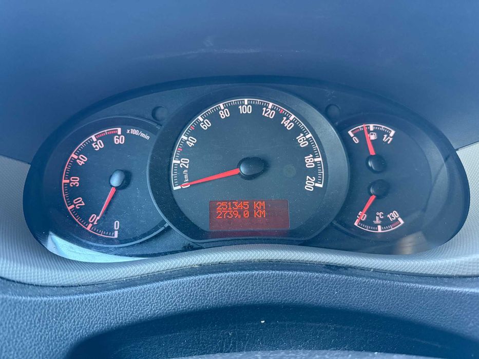 Opel Movano 2.3CDTI 125кс